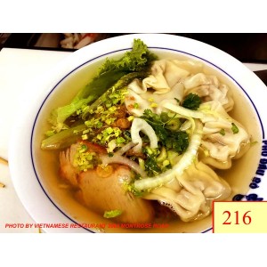 216. HOÀNH THÁNH MÌ – WONTON ( SHRIMP & PORK) & BBQ PORK WITH EGG NOODLE IN CHICKEN SOUP